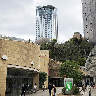 地下鉄なんば駅からセンタラグランドホテル大阪への行き方